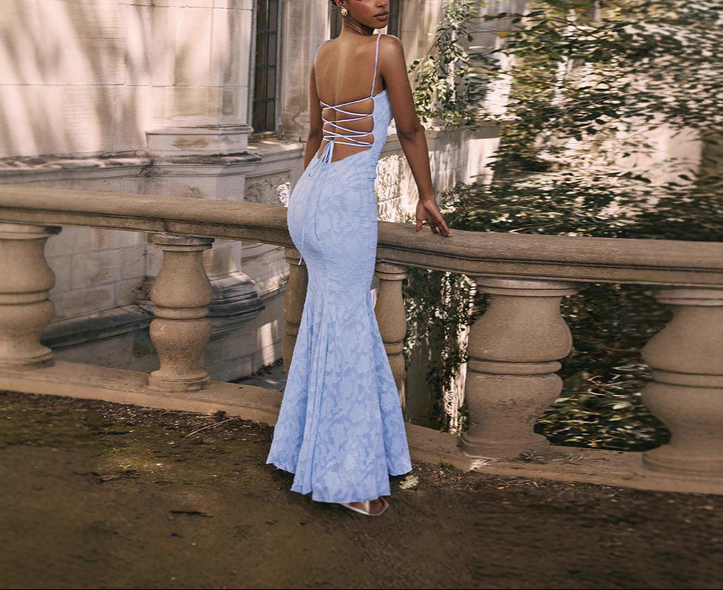 Vestido de alças finas